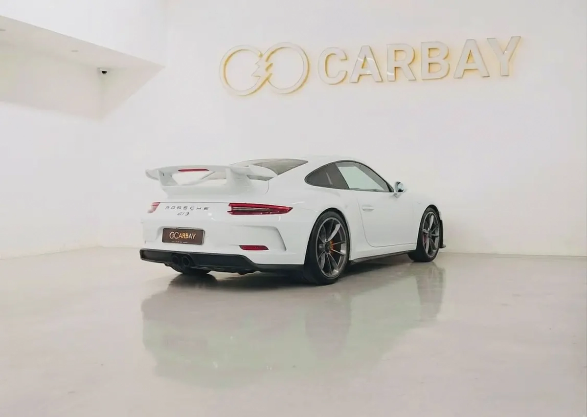 AED 9279 PM | PORSCHE GT3 2015 | PRISTINE CONDITION | CARBON CERAMIC BRAKES | 1 YEAR WARRANTY-4-4