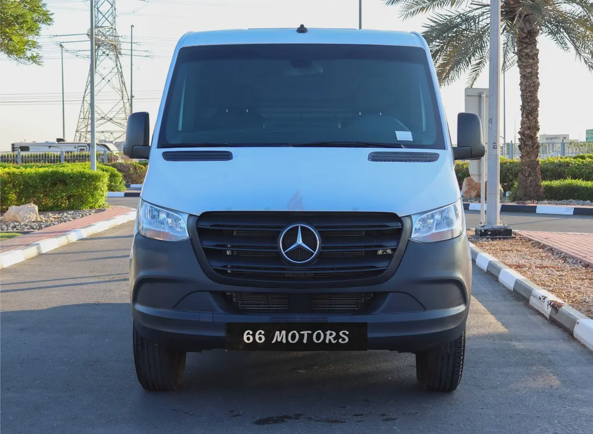 MERCEDES SPRINTER 2019 MODEL-2-2