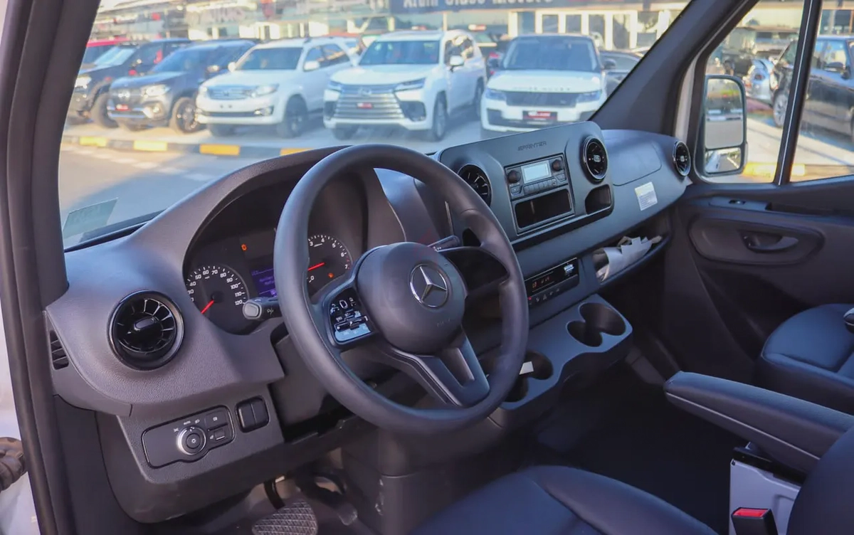 MERCEDES SPRINTER 2019 MODEL-10-10