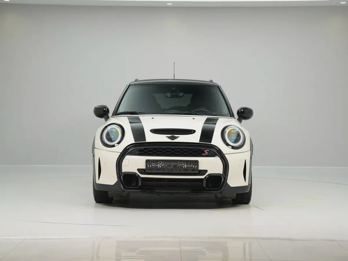 2023 MINI Cooper S | GCC Specs | Pristine Condition-4-4