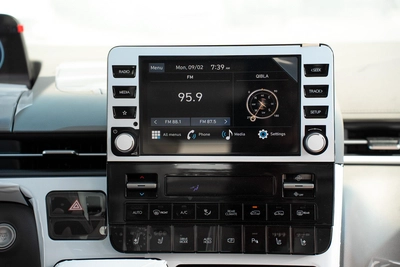 HYUNDAI STARIA 3.5L VIP 7 SEATER ROYAL EDITION-23