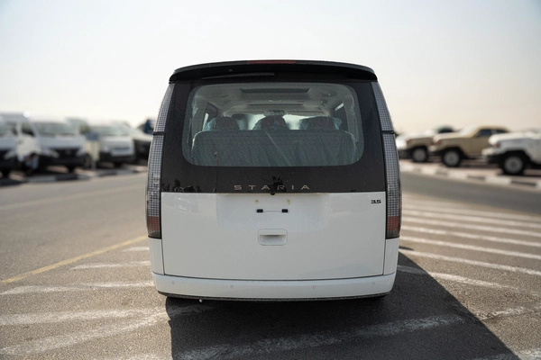 HYUNDAI STARIA 3.5L VIP 7 SEATER ROYAL EDITION