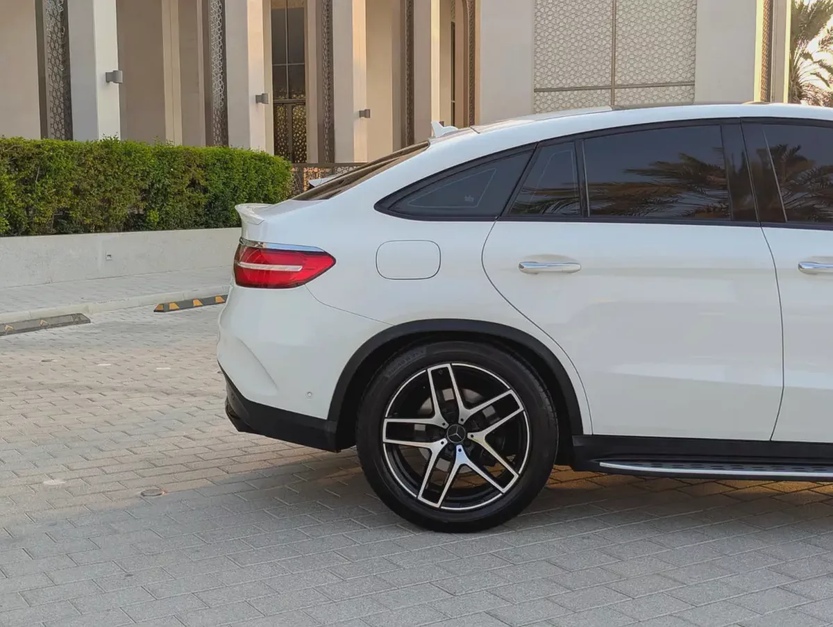 Mercedes-Benz GLE Coupe 43 AMG 2019 | Original Paint | Accident Free GCC Specs | Excellent Condition-12-12
