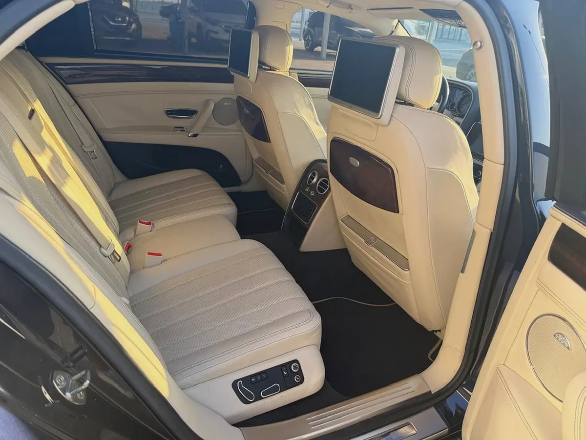 Bentley Flying Spur W12 2014 | GCC Specs | Low Mileage | Pristine Condition-9-9