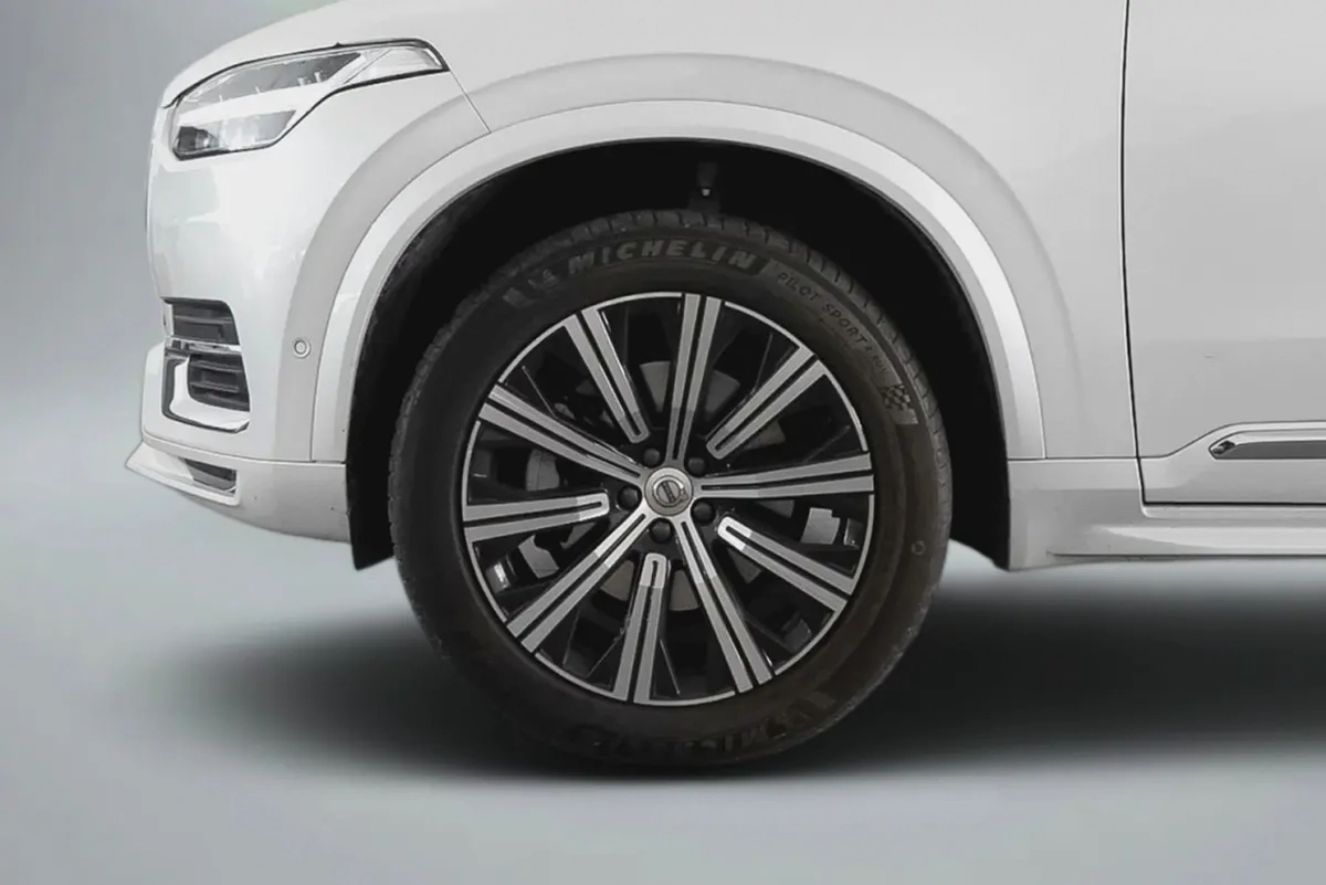 4,537 AED / 60 months / 0% DP | 2024 Volvo XC90 B6 Ultimate Bright / Volvo Warranty  Service Co-5-5