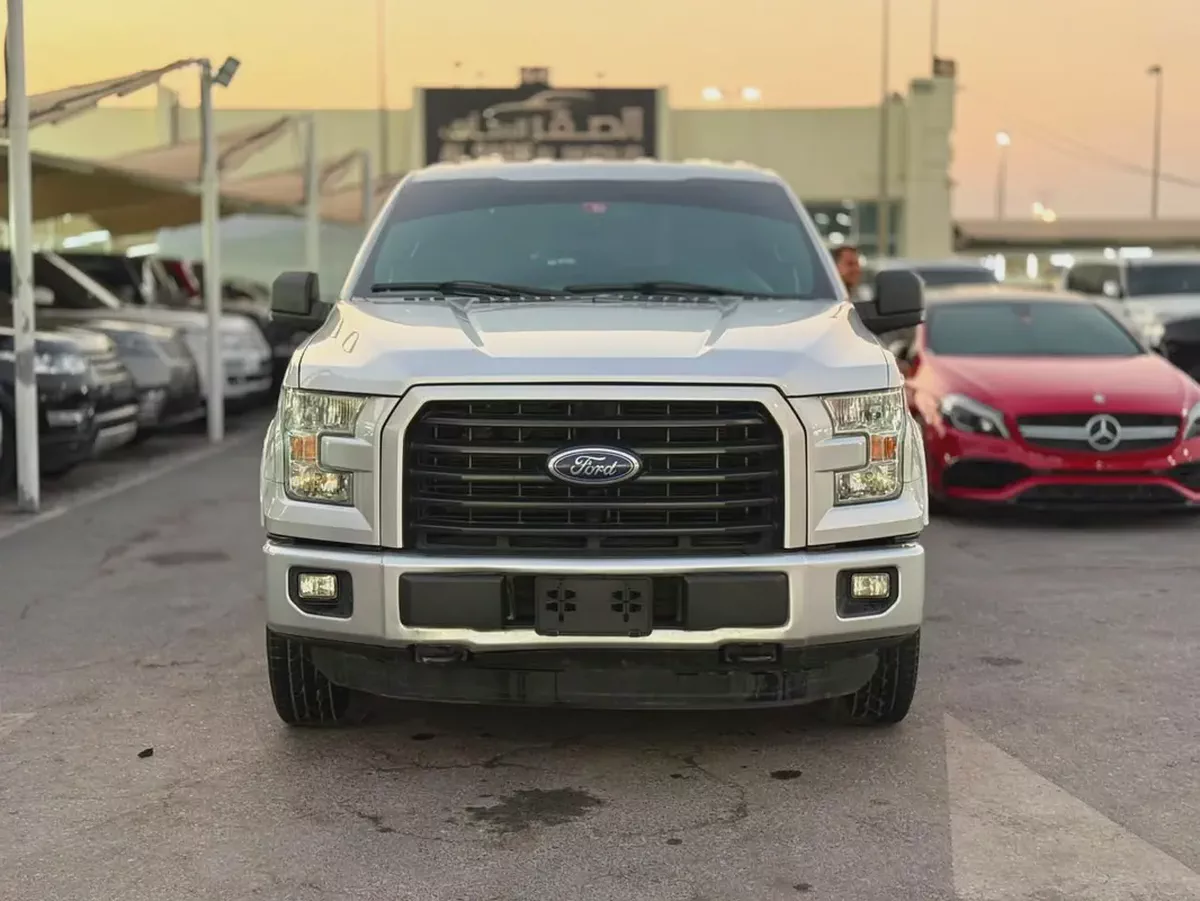 Ford F-150 XLT 2015 | GCC Specs | Well Maintained