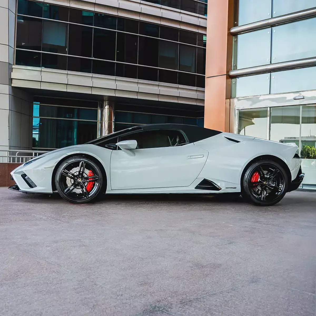 2021  LAMBOPRGHINI HURACAN EVO SPYDER DONEONLY 10,000KM( WITH ONE YEAR WARRANTY+ SERVICE)-8-8