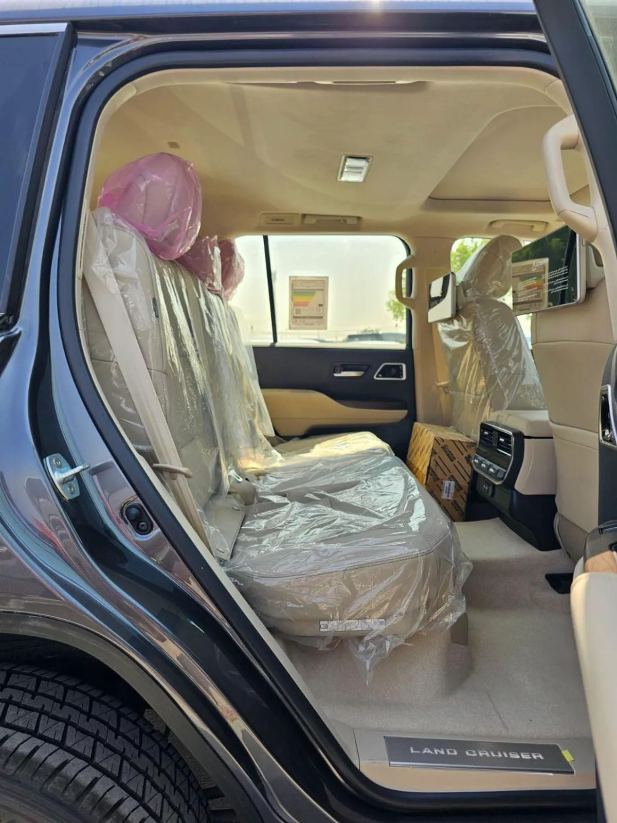 Toyota Land Cruiser VXS TWIN TURBO || 3.5L PETROL V6 | RADAR | 360*CAMERA | REAR ENTERTAINMENT SCREEN | SUNROOF | FULL O-17-0