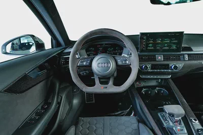 Audi RS4 B9 Competition | Very High Option | Audi Warranty & Service | Full Carbon Package-14