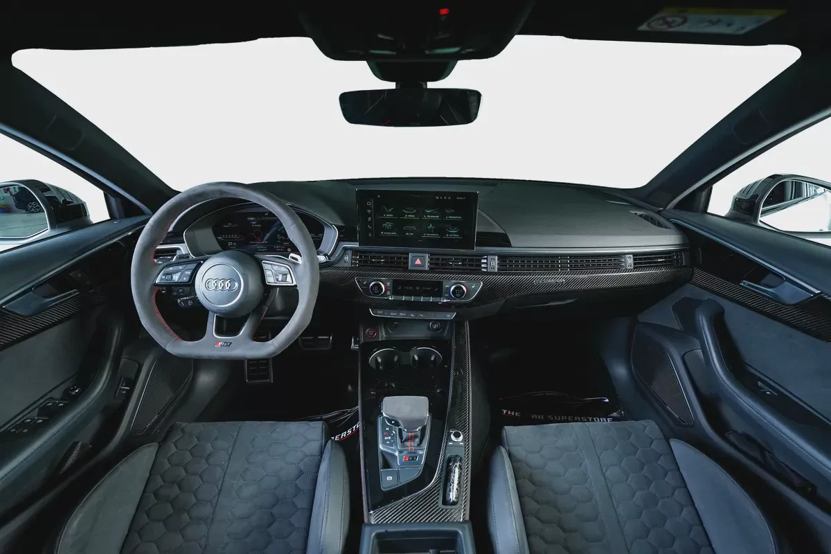 Audi RS4 B9 Competition | Very High Option | Audi Warranty & Service | Full Carbon Package-9-9