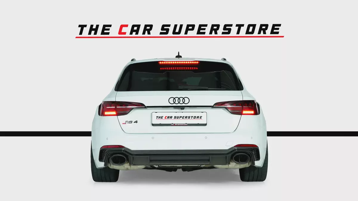 Audi RS4 B9 Competition | Very High Option | Audi Warranty & Service | Full Carbon Package-6-6