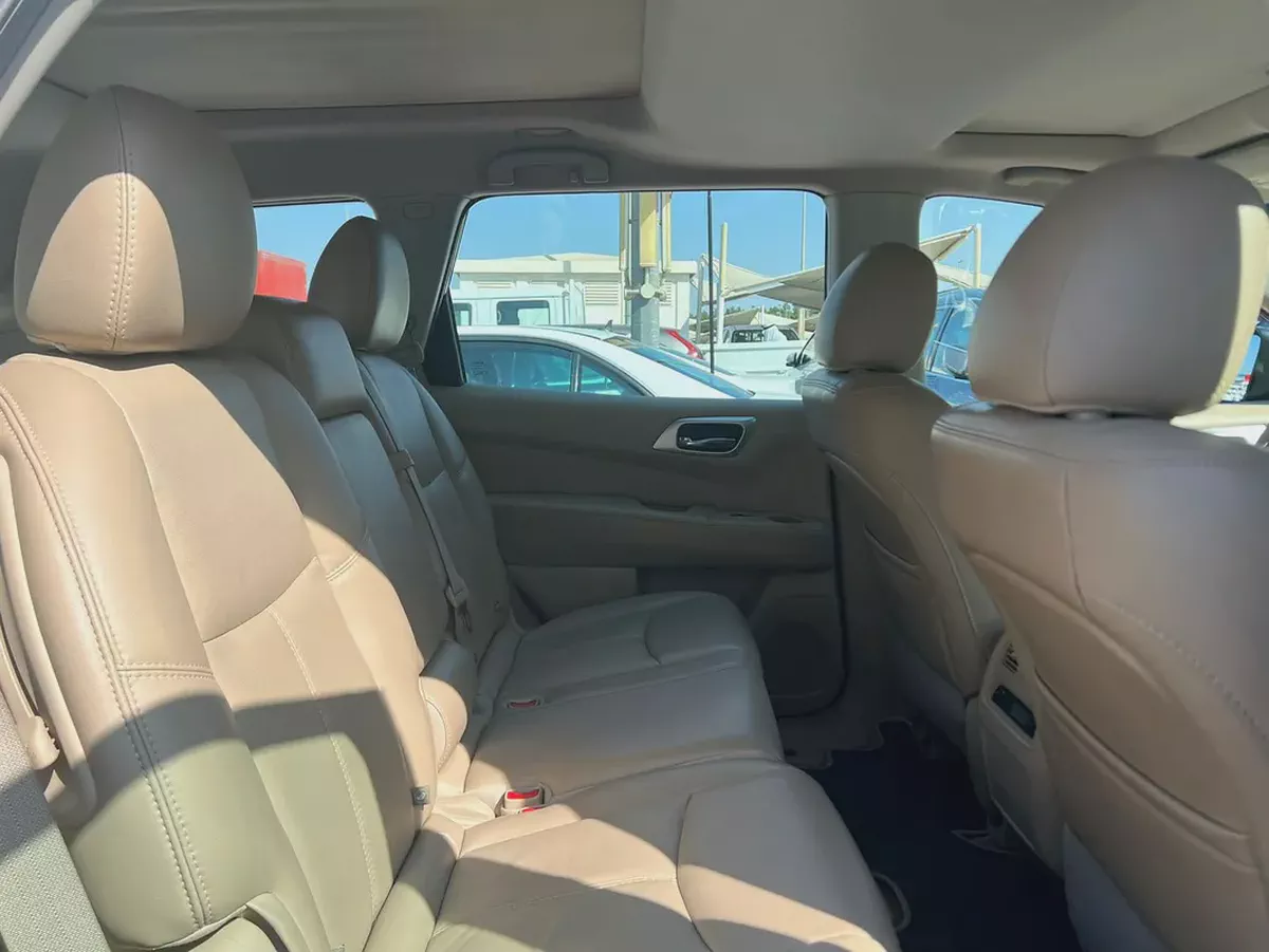 2015 | Nissan Pathfinder | V6 | SV  I Full Option | Cruise Control, Panorama, Camera | GCC | Ref#920-11-11