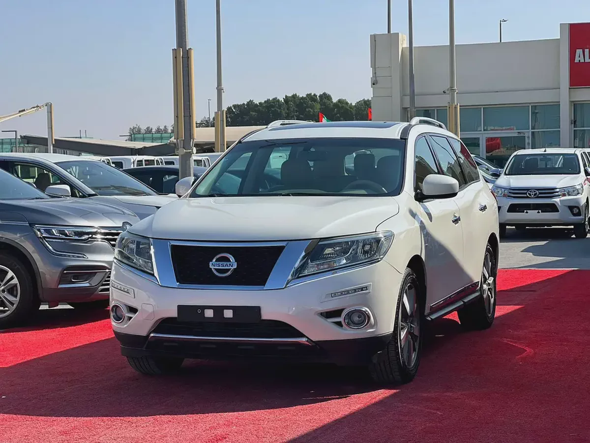2015 | Nissan Pathfinder | V6 | SV  I Full Option | Cruise Control, Panorama, Camera | GCC | Ref#920-2-2