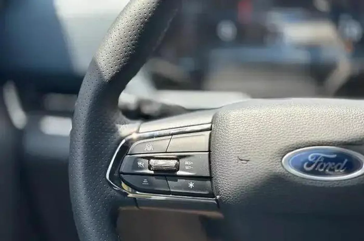 New Ford Territory Silver with Gray-3-3