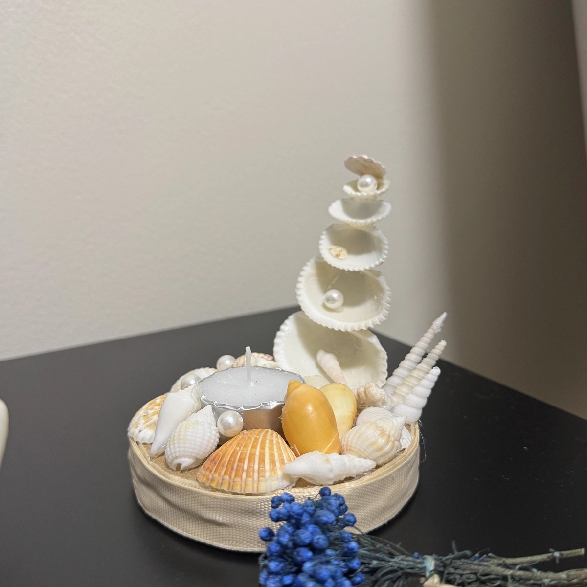 Handmade Seashell Décor 🐚✨Beautiful handcrafted coastal-inspired centerpiece made with real seashells and pearls. Perfect for home décor or gifting. Brand new and one of a kind.-1-1