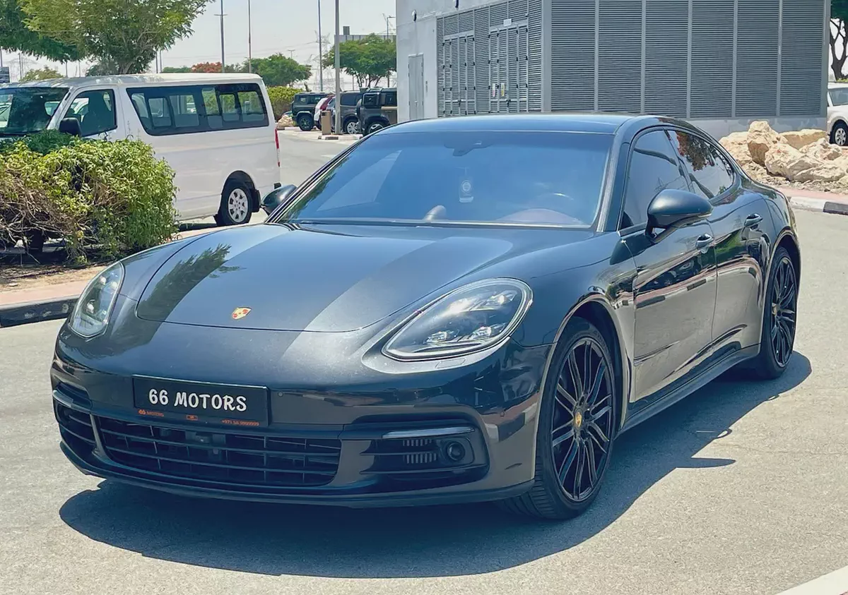 Porsche Panamera 4S 2017 GCC Specs-1-1