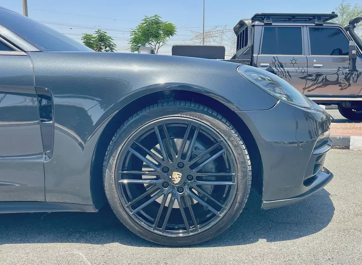 Porsche Panamera 4S 2017 GCC Specs-7-7