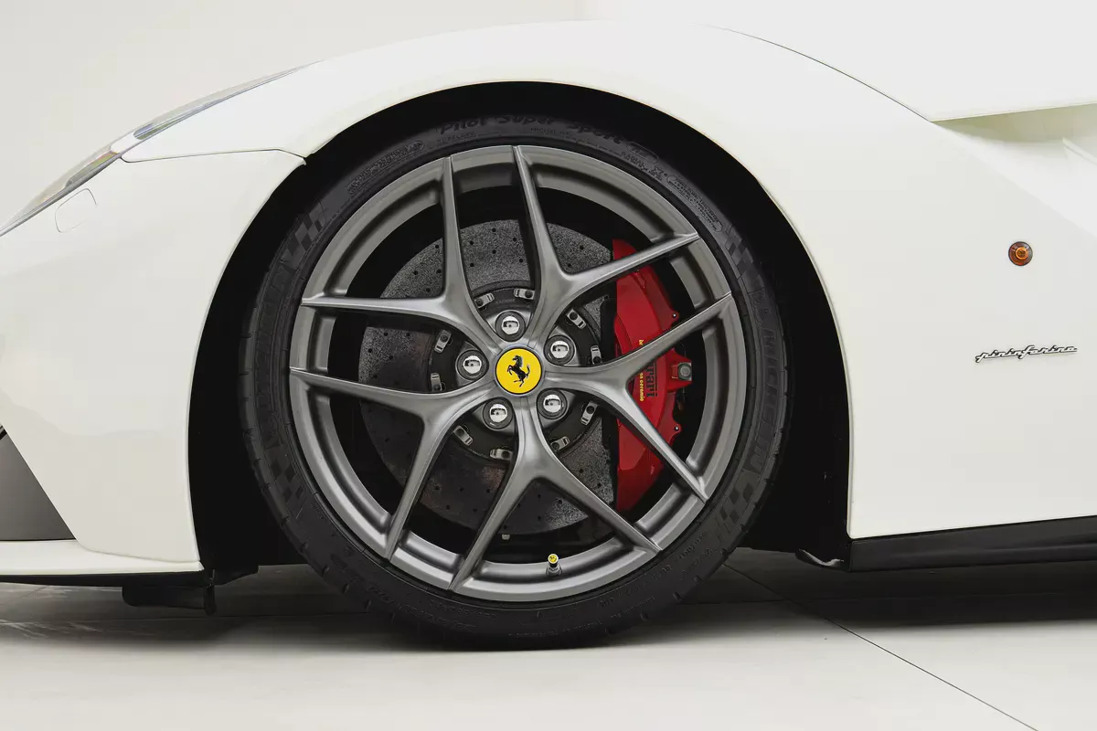 2016 FERRARI F12 BERLINETTA STANDARD - JAPANESE SPECS - PRISTINE CONDITION-5-5