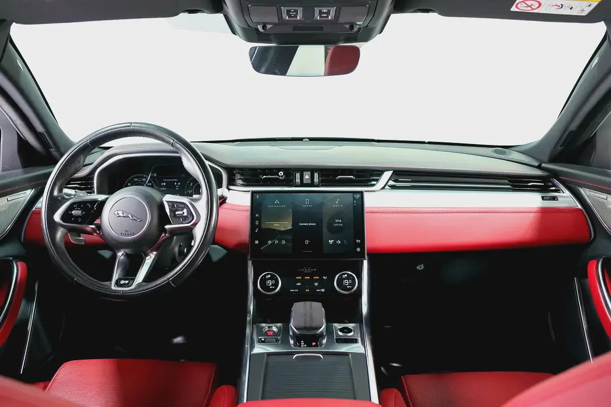 Jaguar XF R Sport-Jaguar Full Service History-Red/Black Full Leather Interior-Premium Sound System-9-9