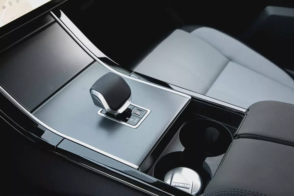 5,484 P.M | Range Rover Velar SE R-Dynamic | 0% Downpayment | Agency Warranty!-9-9