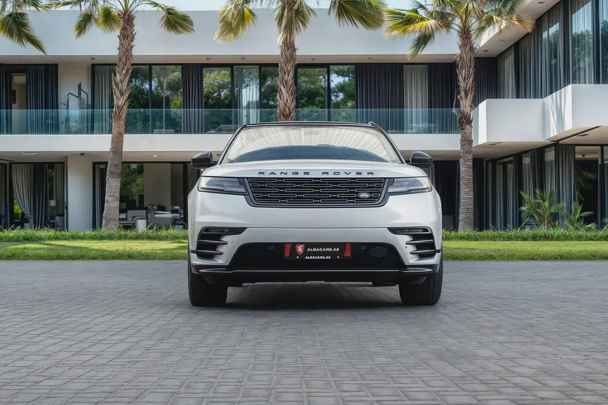5,484 P.M | Range Rover Velar SE R-Dynamic | 0% Downpayment | Agency Warranty!-3-3