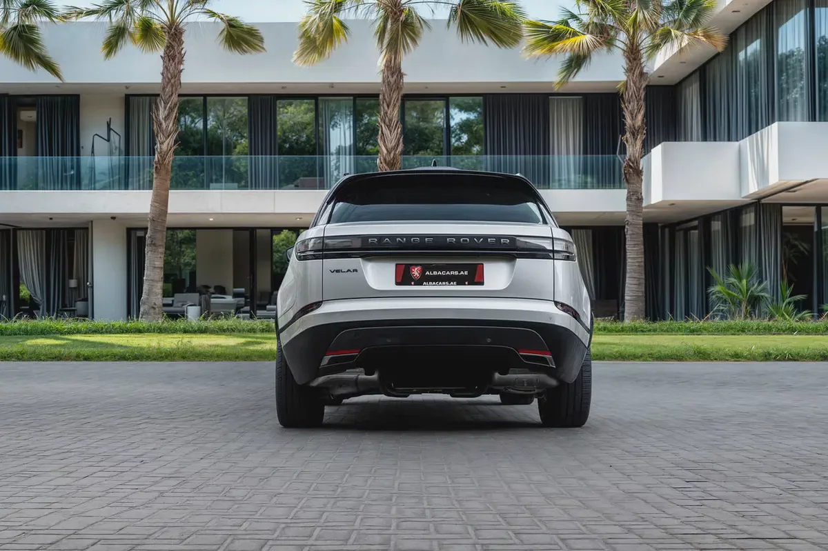 5,484 P.M | Range Rover Velar SE R-Dynamic | 0% Downpayment | Agency Warranty!-4-4