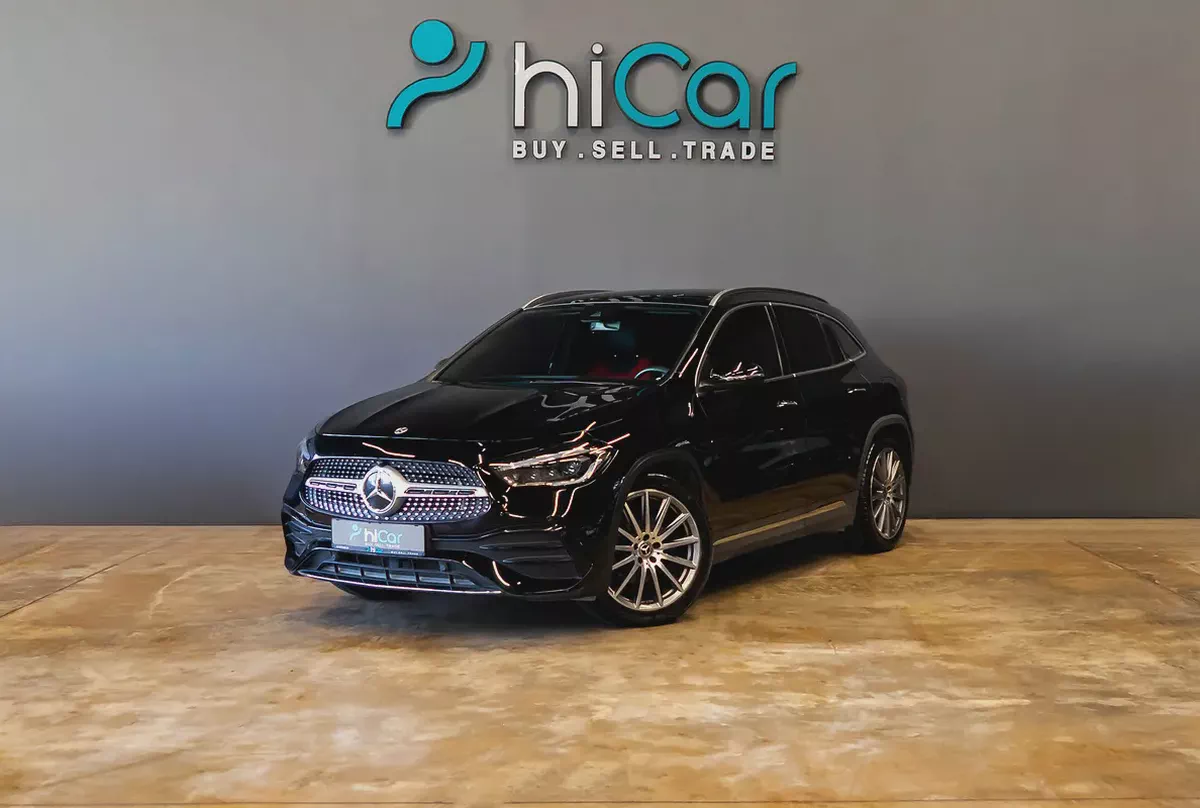 AED 2,394P.M • 0% Downpayment - Mercedes Benz GLA 200 Premium • Agency Warranty And Service Packag