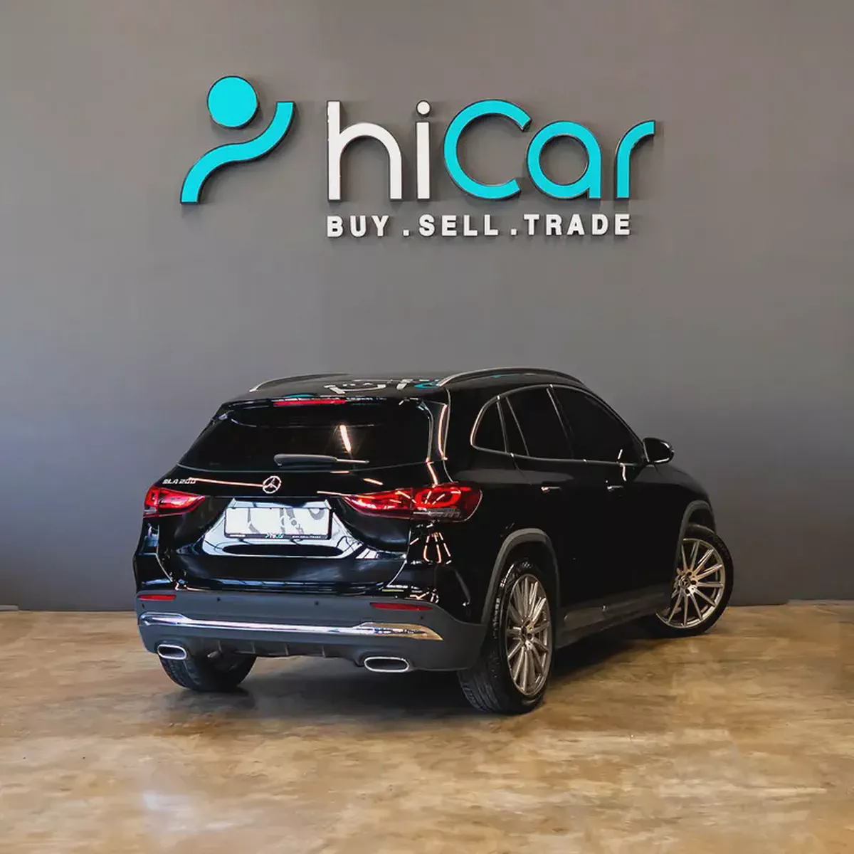 AED 2,394P.M • 0% Downpayment - Mercedes Benz GLA 200 Premium • Agency Warranty And Service Packag-2-2