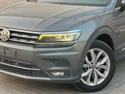 AED 800 P.M | Volkswagen Tiguan SEL 2020 GCC Specs-4