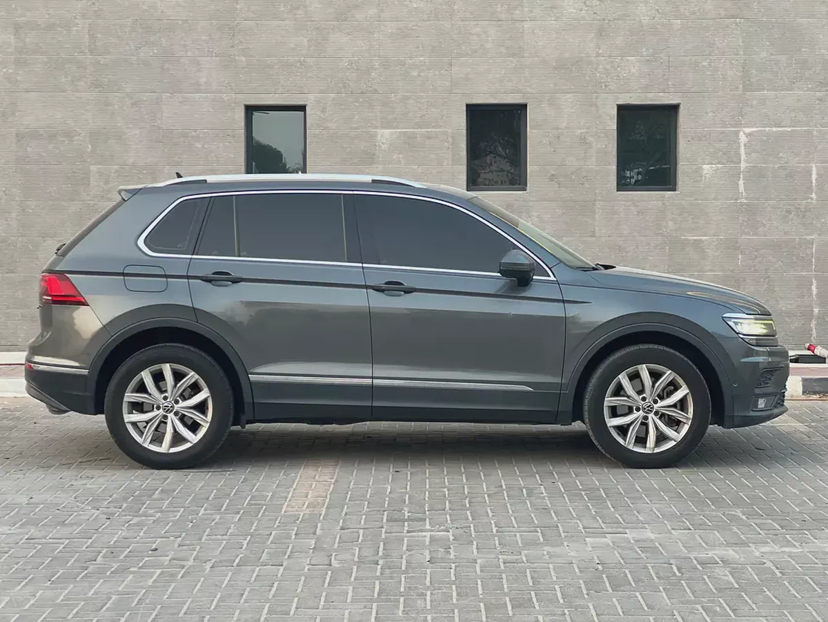 AED 800 P.M | Volkswagen Tiguan SEL 2020 GCC Specs-9-9