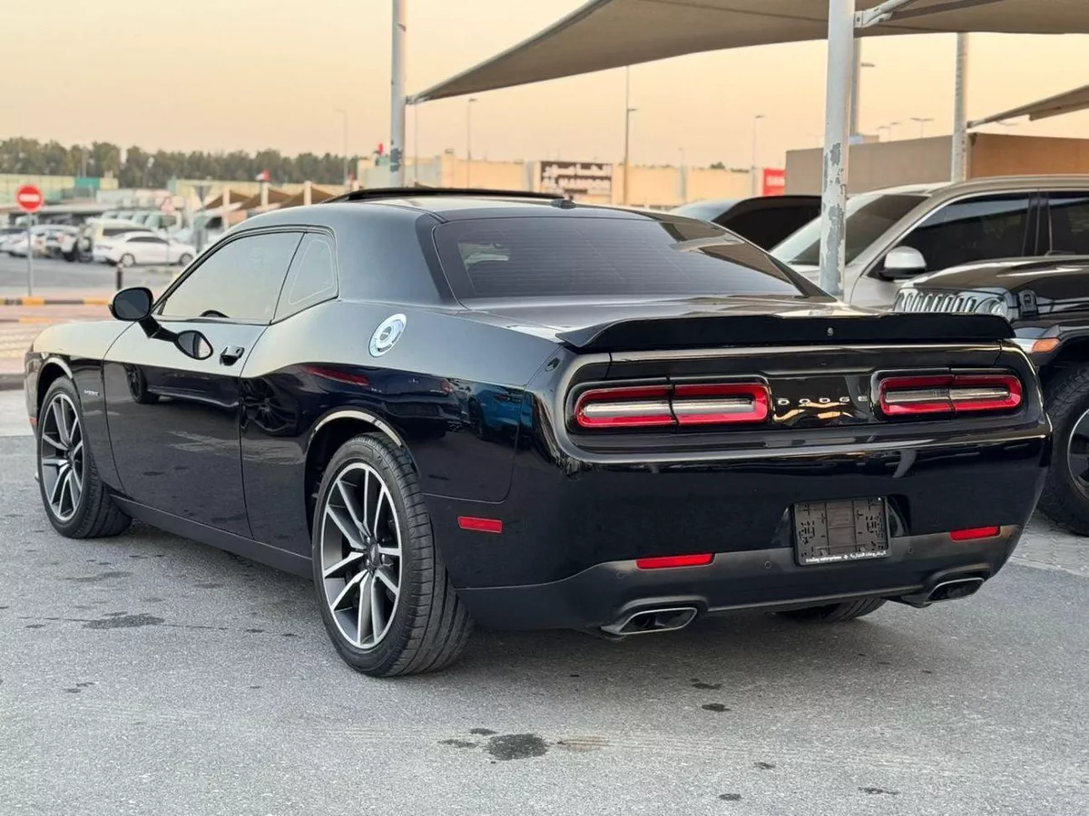 Dodge Challenger RT PLUS R/T 5.7L (370 HP)-2-0