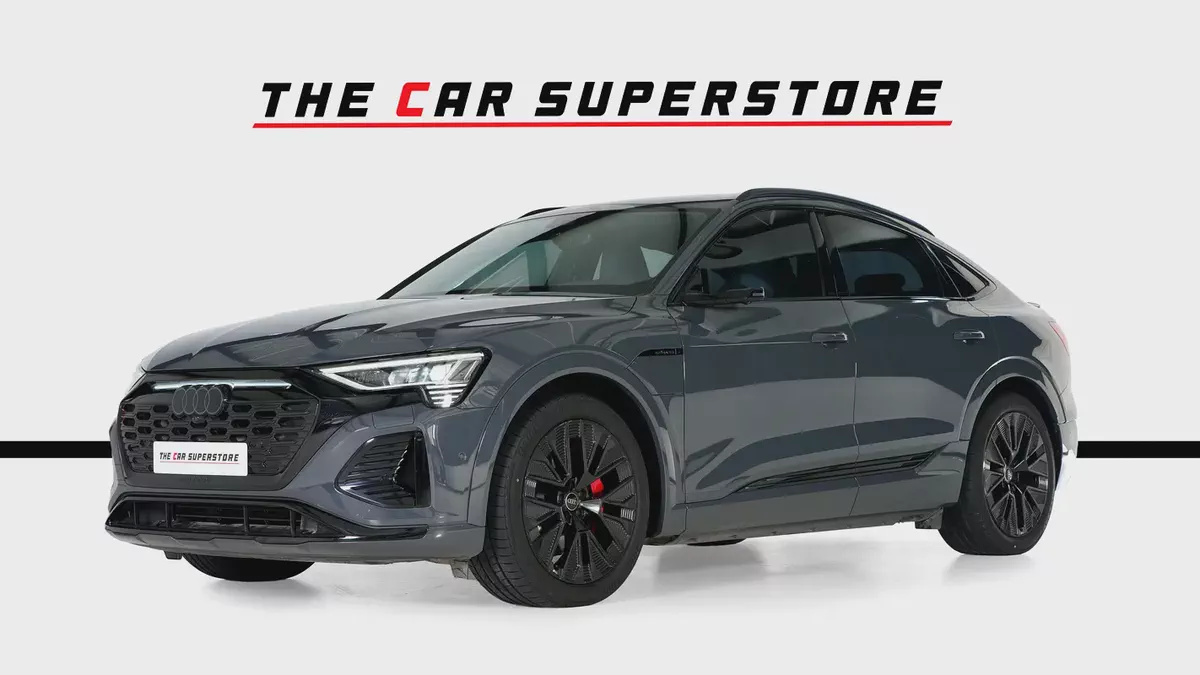 Audi Q8 E-Tron 55 Sportback Coupe-S Line-GCC-Audi Warranty And Service Contract-3-3