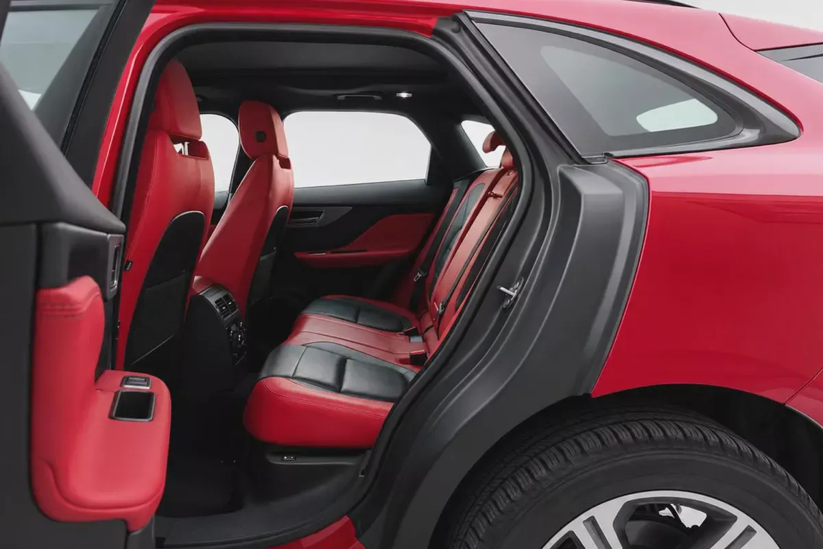 Jaguar F-PACE S 2018 l Supercharged V6 l AED 1,069 / Monthly-15-15