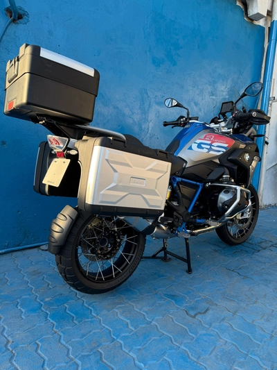 BMW 1200-2