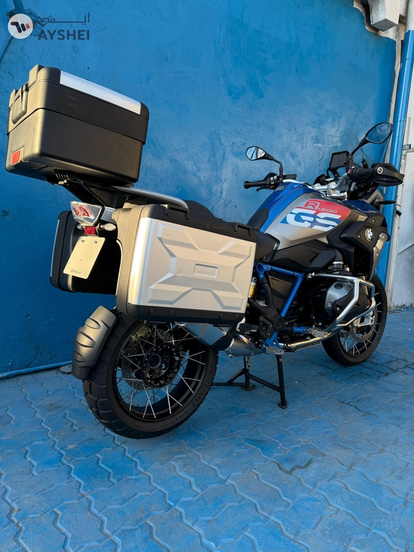 BMW 1200