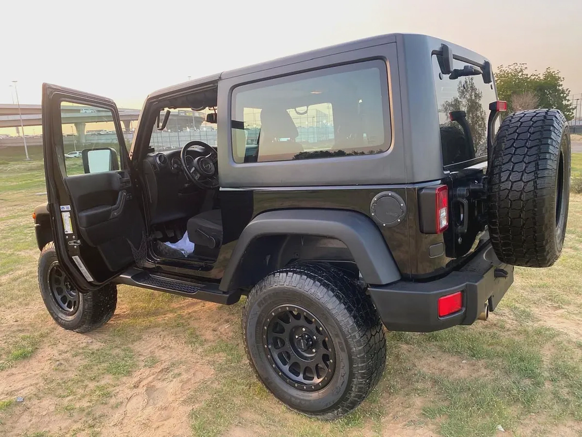 2017 Jeep Wrangler Black 2-Door Sport-14-14