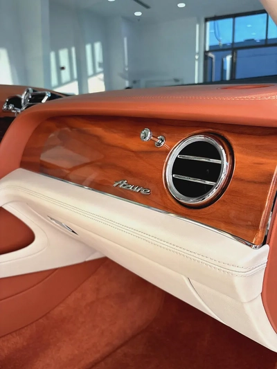 2023 Bentley Bentayga Azure GCC Specs - Pristine Condition-13