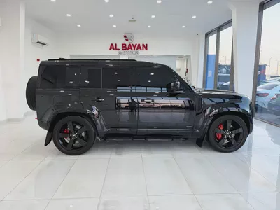 لاند روفر ديفندر 110 X P400 اسود / زعفراني 2021 (وارد كلين )-6