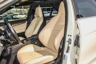 2009 Mercedes-Benz C-Class C63 AMG - Japanese Specs-14