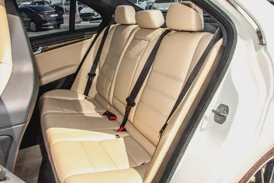 2009 Mercedes-Benz C-Class C63 AMG - Japanese Specs-19