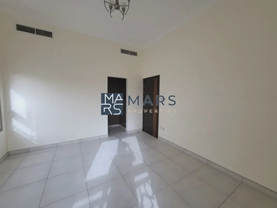 High-End 5BR Villa for Rent | Gated Community | Premium Location-10