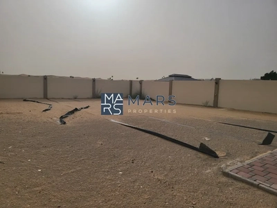 High-End 5BR Villa for Rent | Gated Community | Premium Location-6