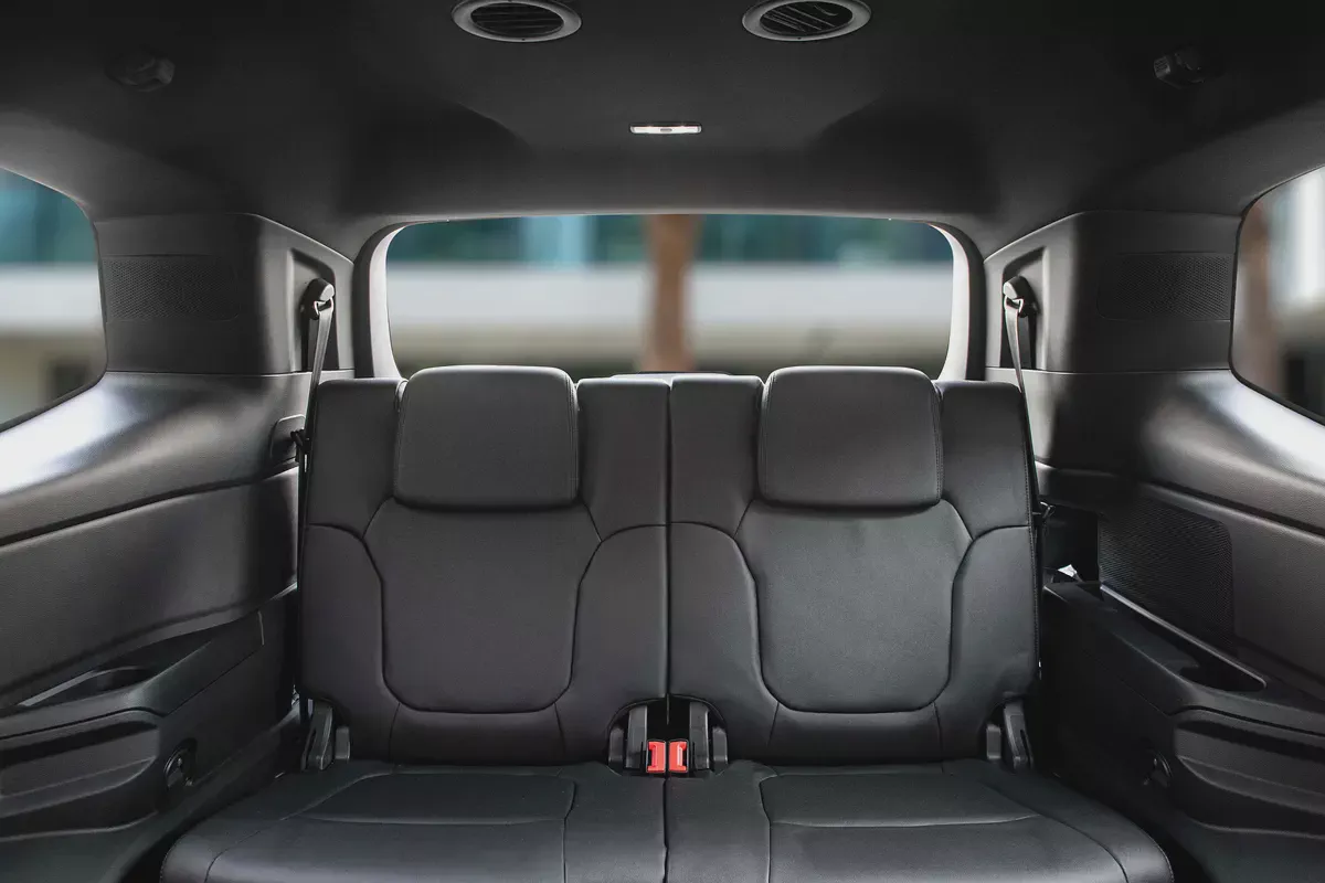 3,134 P.M |  Everest Limited | 0% Downpayment | Ford Warranty!-12-12