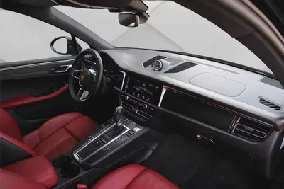 PORSCHE MACAN 2021 - GCC - FULLY LOADED - AMAZING CONDITION-11