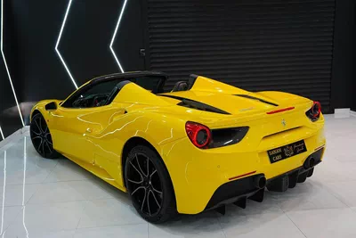 Ferrari 488 Spider-1