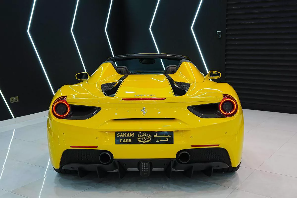 Ferrari 488 Spider-12-12