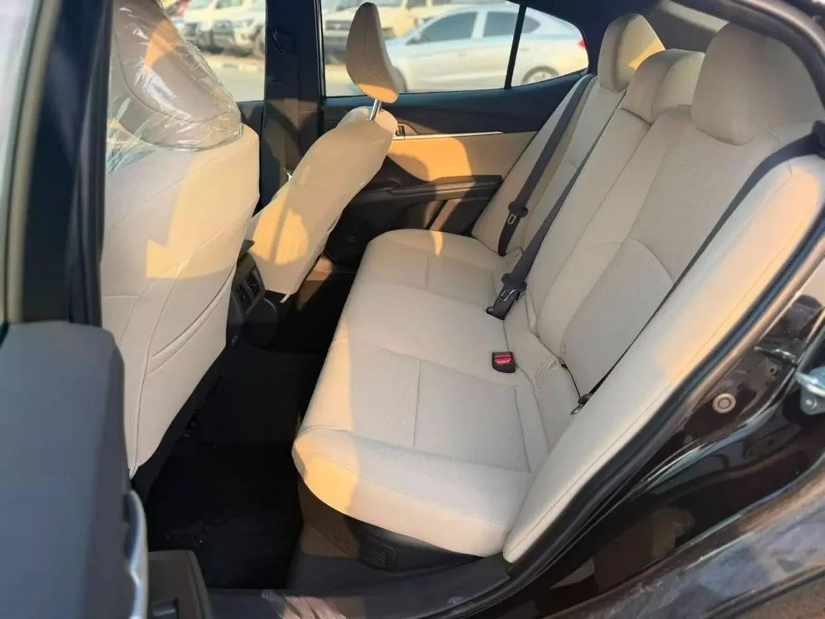 Toyota Camry GLE Toyota Camry GLE EV 2.5L Hybrid 2026 GCC specs (FOR EXPORT ONLY)-9-0