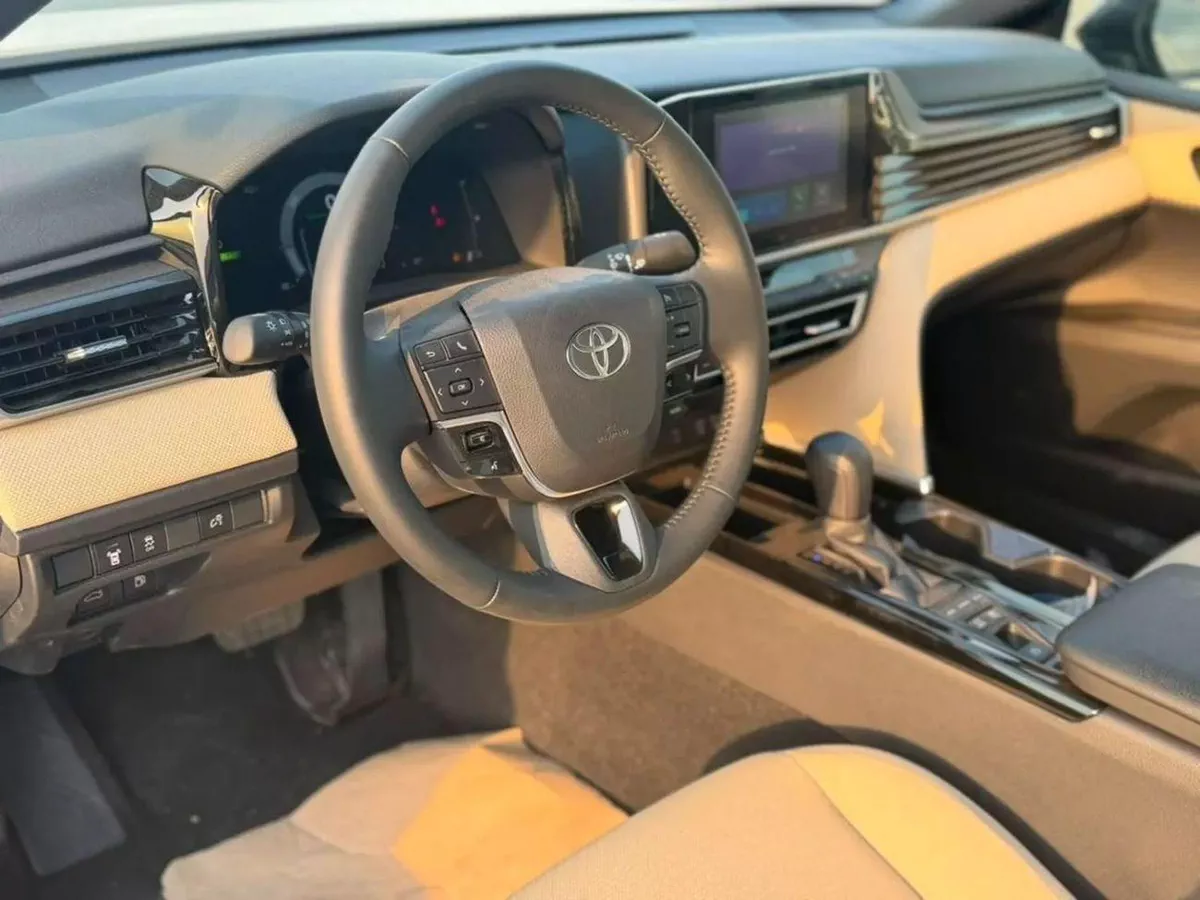 Toyota Camry GLE Toyota Camry GLE EV 2.5L Hybrid 2026 GCC specs (FOR EXPORT ONLY)-3-0