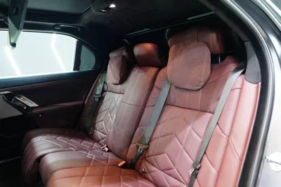BMW 740i-5