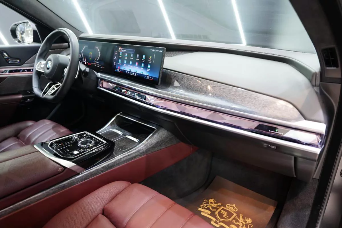 BMW 740i-11-11